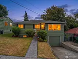 4322 10th  in Tacoma