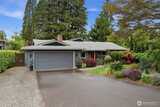 3202 Crystal Springs  in University Place
