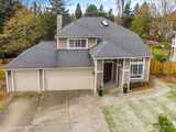 1613 Hoquiam  in Renton