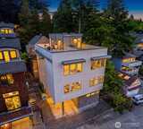 1935 7th  in Seattle
