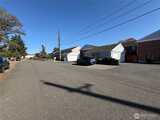 6424 Montclair  in Lakewood