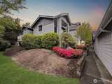 15150 140th  in Renton