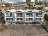 6018 Lakeview  in Kirkland