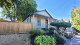 5621 Brooklyn  in Seattle