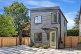 8037 Wallingford  in Seattle