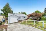 517 Bronson  in Renton