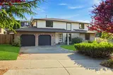 5614 Norpoint  in Tacoma