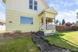 210 Yew  in Centralia