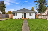 816 Howard  in Tacoma