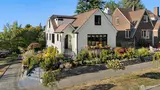 3302 Pine  in Seattle