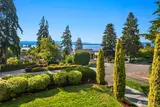 4600 92nd  in Yarrow Point
