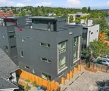 4328 Woodlawn  in Seattle