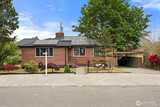 5517 47th St  in Tacoma