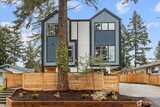 14308 Roslyn  in Seattle
