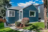 6657 Ellis  in Seattle