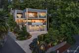 11822 Holmes Point  in Kirkland