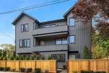 7060 Cleopatra  in Seattle