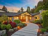 6006 128th  in Kirkland
