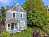1424 Belmont  in Seattle