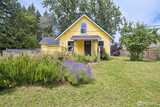 10208 McKinley  in Tacoma