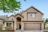 537 Queen  in Renton