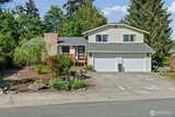 15932 166th  in Renton
