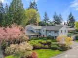 8255 59th  in Mercer Island