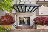5901 Phinney  in Seattle