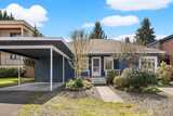 321 6th  in Kirkland