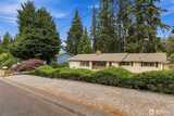 10309 64th  in Puyallup