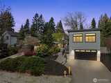 10444 110th  in Kirkland