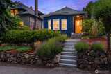 2418 Queen Anne  in Seattle
