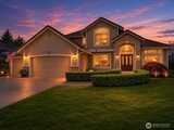 4029 Crystal Ridge  in Puyallup
