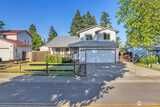 460 Meadow  in Napavine