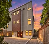 116 Florentia  in Seattle