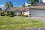 4 Lakewood Oaks  in Lakewood