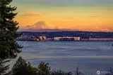 8337 Mercer Way  in Mercer Island