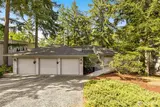 5221 Somerset  in Bellevue