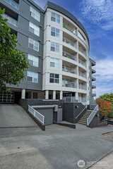 530 Melrose  in Seattle