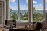 18707 Newport  in Issaquah
