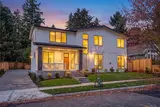 9517 117th  in Kirkland