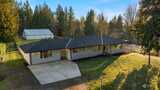 6062 208th  in Redmond