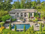 8638 19th  in Clyde Hill