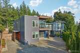 1522 211th  in Sammamish