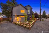 12038 Hiram  in Seattle