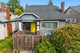 5020 7th ave ne  in Seattle