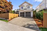 7312 Fauntleroy  in Seattle