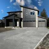 14215 179th  in Puyallup