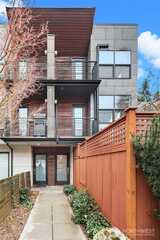 219 12th Ave  in Seattle