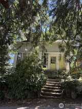 1821 Howell  in Seattle